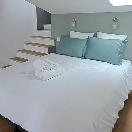 Apartment La Porte Bleue - Juste Renove - Tres Propre - Grand Confort - Lumineux - Calme - Centre Historique Niort