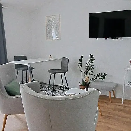 La Porte Bleue - Juste Renove - Tres Propre - Grand Confort - Lumineux - Calme - Centre Historique Apartment *
